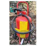Portable Sandblaster Pot with Pressure Gauge & Hoses - 3/8 Inlet