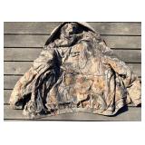 Guide Series Camouflage Coat XL & Spartan Pants XL & Icebreaker Boot Covers L & Gore-Tex Cap and other assorted items