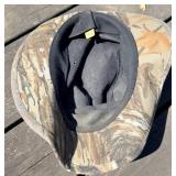 Guide Series Camouflage Coat XL & Spartan Pants XL & Icebreaker Boot Covers L & Gore-Tex Cap and other assorted items