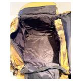 Avery Memphis TN Hunting Gear Bag with Ammo Belt & Duck Calls