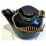 Caframo Ecofan Stove Fan - Heat-Powered Air Circulator, Black T-pot and Heart Trivet