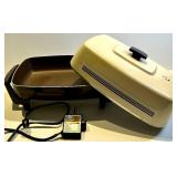 West Bend Electric Skillet & 4-Quart Slow Cooker Sensa-Temp 72106, 1300W, 120V