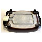 West Bend Electric Skillet & 4-Quart Slow Cooker Sensa-Temp 72106, 1300W, 120V