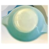 Pyrex Turquoise Glass Mixing Bowl - Amish Butterprint