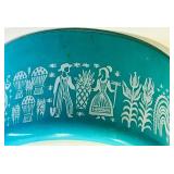 Pyrex Turquoise Glass Mixing Bowl - Amish Butterprint
