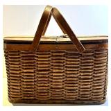 Hawkeye Basket Refrigerator