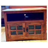 M. Madera MTV 400 Cabinet TV Console & Glass Doors