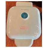 Presto Stuffer Waffle Maker & 2 Smaller Griddles