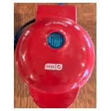 Presto Stuffer Waffle Maker & 2 Smaller Griddles