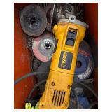 Assorted Sanders including Dewalt