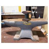 Cast Iron Anvil & Blacksmithing Tool - Vintage Workshop