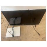 Roku TV 33-inch - Black Smart TV