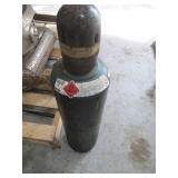 Acetylene, Dissolved Gas Cylinder UN 1001