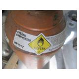 Oxygen Cylinder, Compressed Gas UN1072