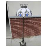 Tiffany-Style Stained Glass Floor Lamp with Ornate Filigree Base
