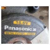 Panasonic EY3530 Metal Cutter 15.6V w/ EY-0230 Universal Charger & Ni-Cd Battery