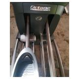 Octane Fitness Q37 Elliptical Trainer