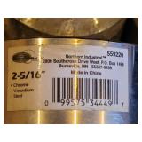 Northern Industrial Tools 559220 2-5/16 in Chrome Vanadium Socket Set