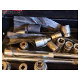 Northern Industrial Tools 559220 2-5/16 in Chrome Vanadium Socket Set