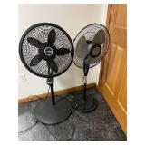 Lasko Pedestal Fan (5-Blade) - Holmes Stand Fan (4-Blade)