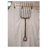 Vintage/Antique Corn Fork (7 tine)