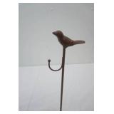 Vintage Metal bird-themed wreath stand