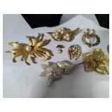 Pretty Pearl Assortment of Vintage Jewelry