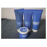 Loma hair care set. Set includes Mo...