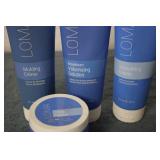 Loma hair care set. Set includes Mo...