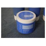 Loma hair care set. Set includes Mo...