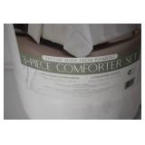 3-PEICE COMFORTER SET FULL/QUEEN SI...