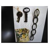 Skeleton keys, small key, 2 freshwa...