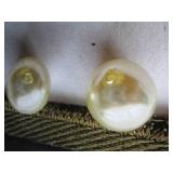 Skeleton keys, small key, 2 freshwa...