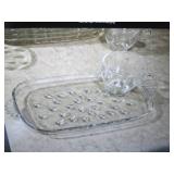 8 Sets of teardrop luncheon plates ...