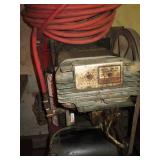 Sears 20-gallon hot dog air compres...