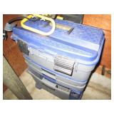 Benchtop rolling toolbox with halog...