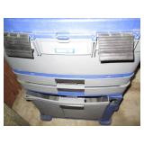 Benchtop rolling toolbox with halog...