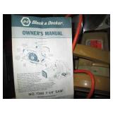 Pair of electric circular saws...