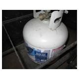 Char-Broil gas grill with side burn...