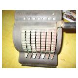 Vintage American Adding Machine (ve...