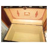 Rounded top footlocker trunk with m...