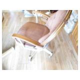 5pc dining table and rolling padded...