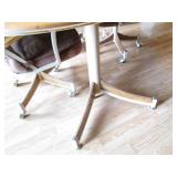 5pc dining table and rolling padded...