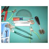 Screwdrivers, metal files, combinat...