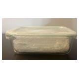 14 Piece Locking Glass Food Storage Containers. Combination of Square and Round