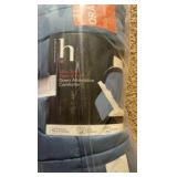 Full/Queen Home Expressions Ultra Soft Down Alternative Reversible Comforter