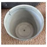 Natural IronStone Garden/Flower Pot 14-Inches Wide 3.6 Gallon Timberline Pearl Gray Color