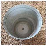 Natural IronStone Garden/Flower Pot, 1.99 Gallon Size 10 Inches Wide Gray Color