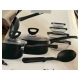 Cooks Brand 30-pc Aluminum Non-Stick Cookware Set