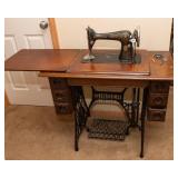Antique Singer Treadle Sewing Machine Table and Singer Sewing Machine